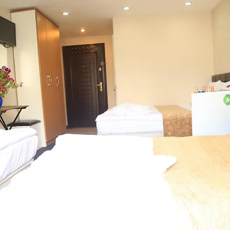 Aparthotel Family