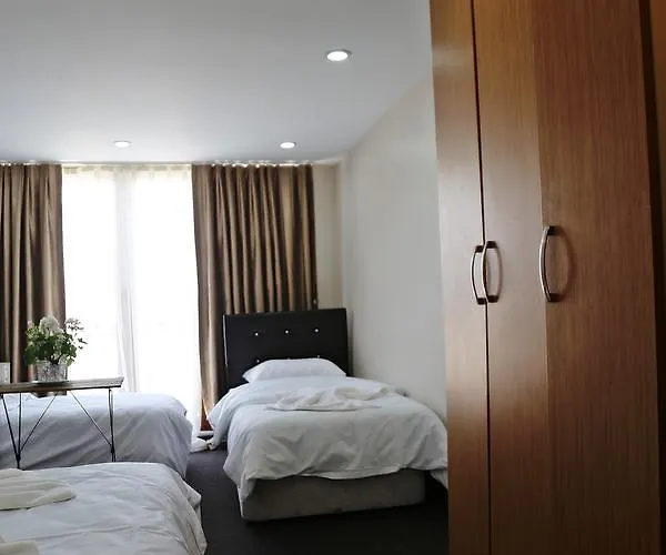 公寓式酒店 Family